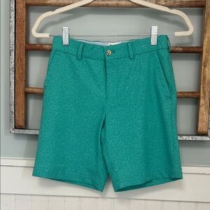 Boys Peter Millar performance shorts size medium green